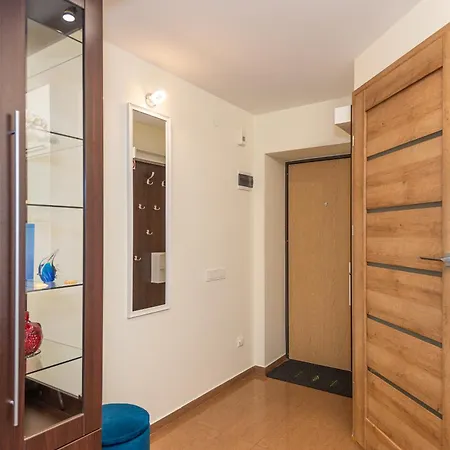 Memories Apartment